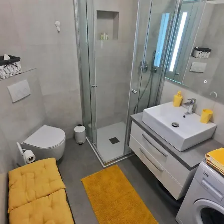 13 Lägenhet