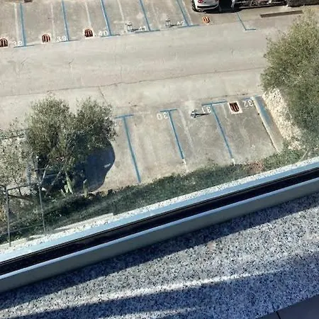 13 Lägenhet