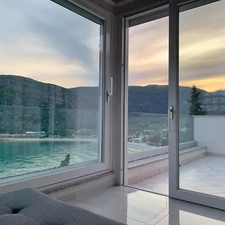 Апартаменты 13 *