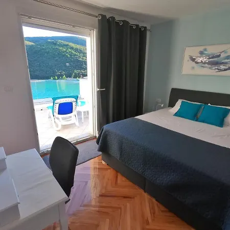 13 Apartmán *